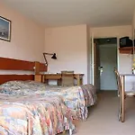 De La Cascade 勒索里