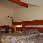 De La Cascade 公寓 *