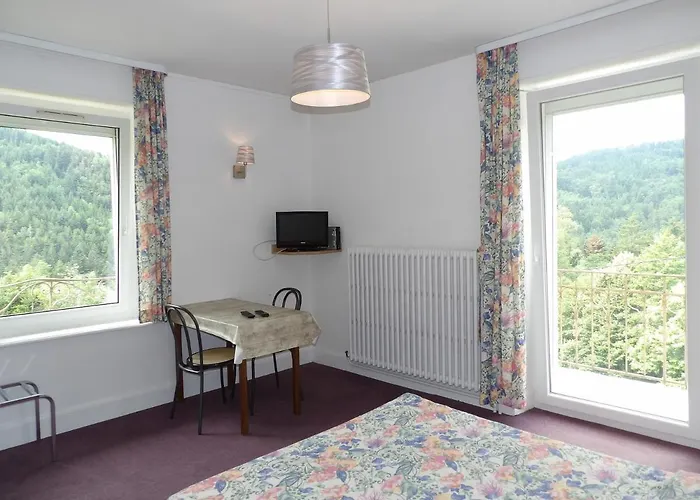 De La Cascade 公寓 *