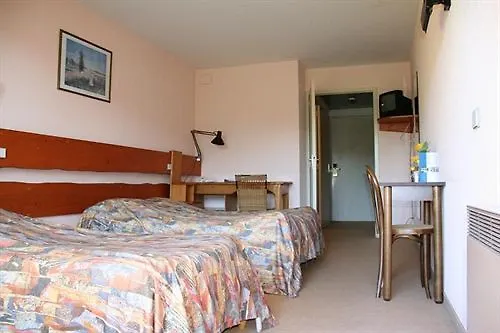 De La Cascade 勒索里